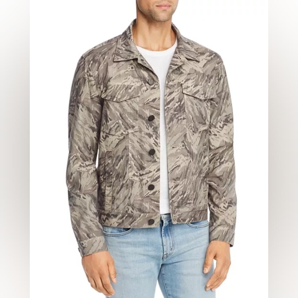 J Brand size S lightweight camo jacket. - Picture 1 of 6